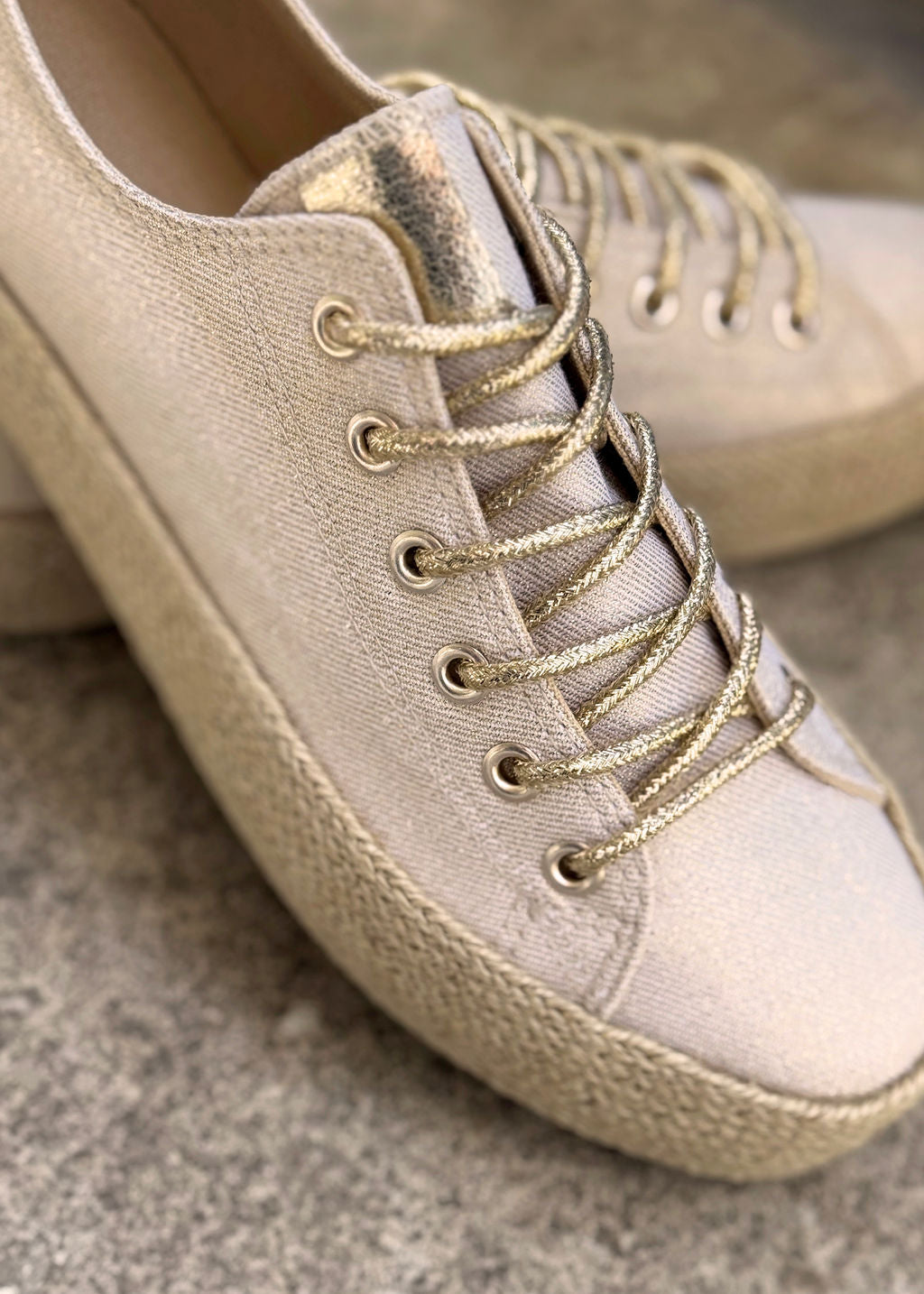 CHAUSSURE OR HERMINE