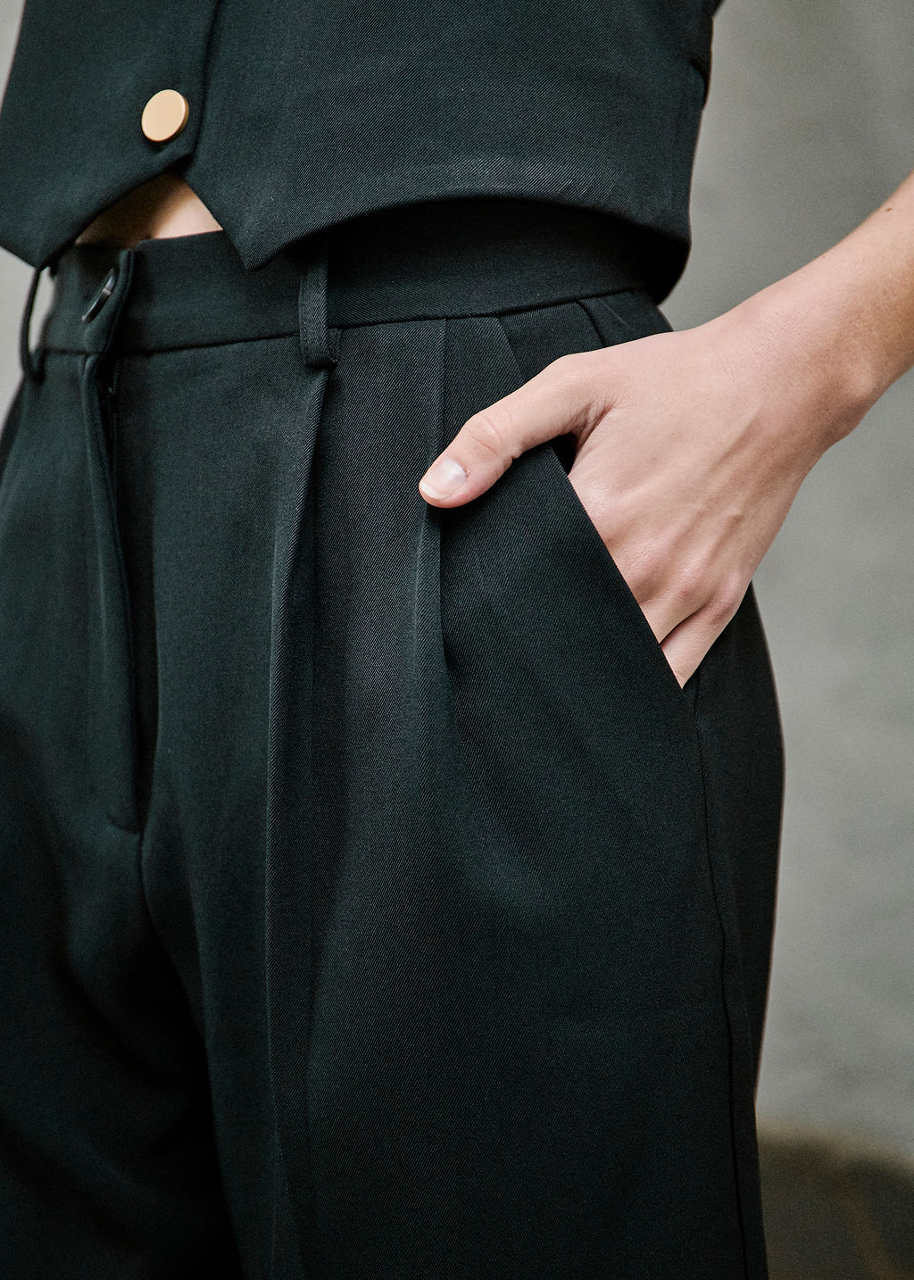 SHORT NOIR IVANE