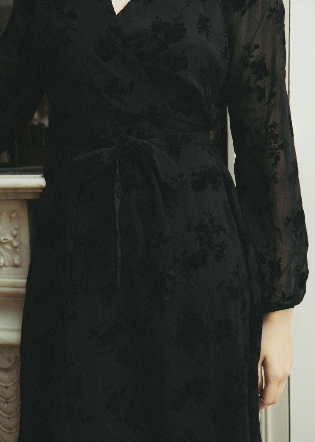 ROBE LONGUE BRODÉE NOIR RUTH