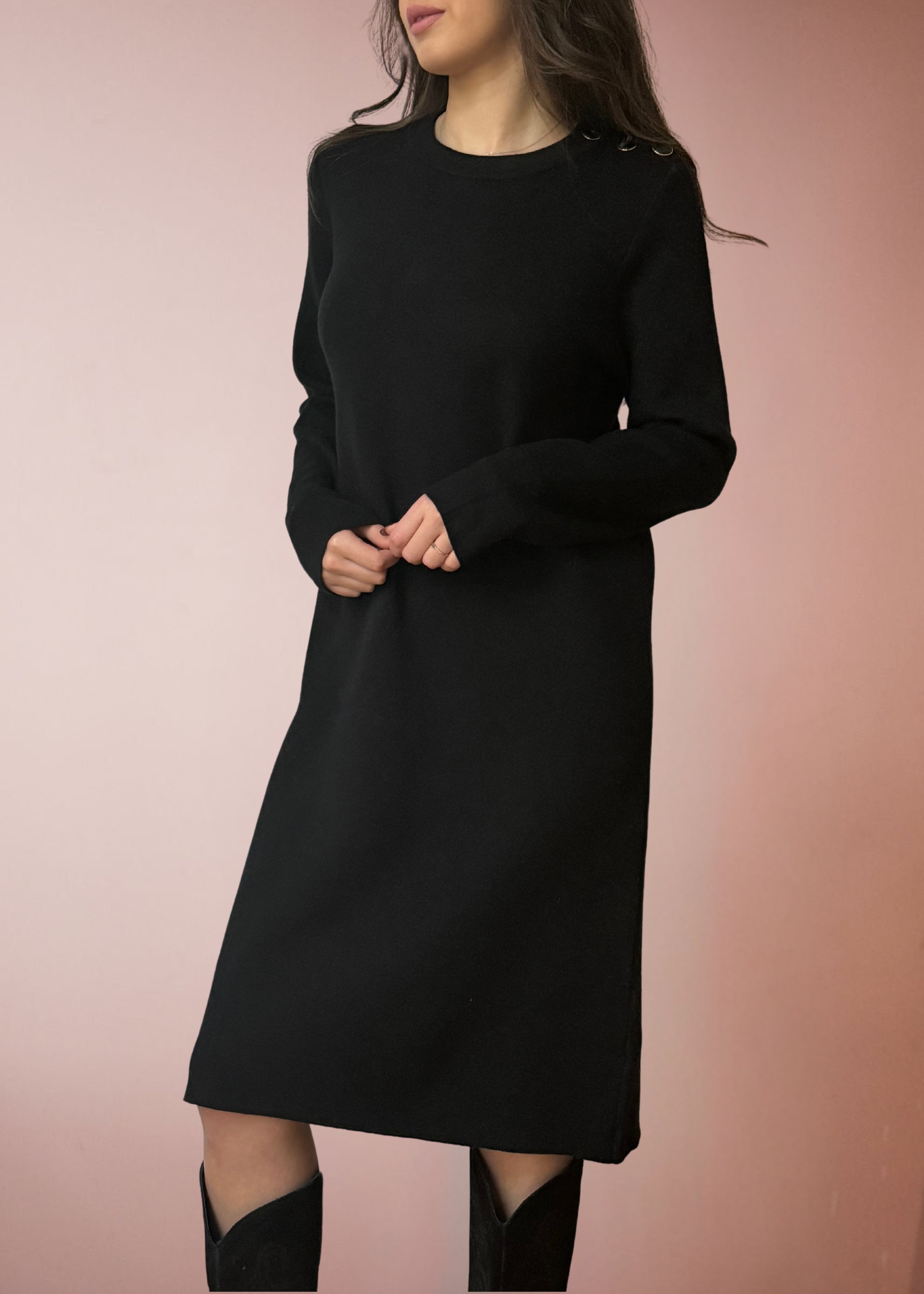 ROBE PULL NOIR RACHELIE