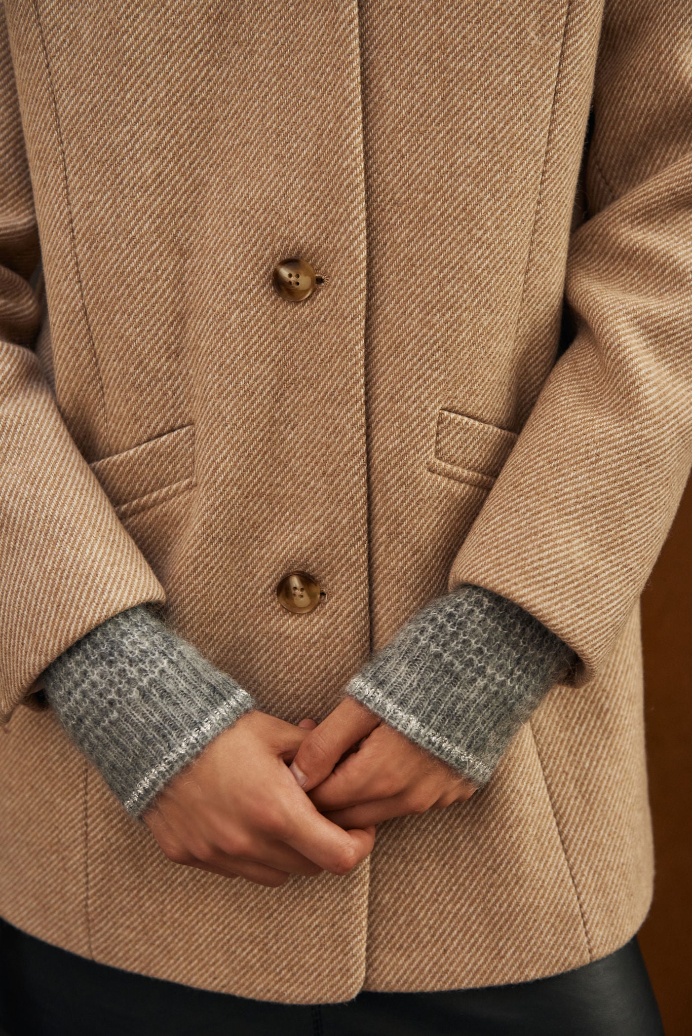 MANTEAU SABLE LORENZO | Karl Marc John