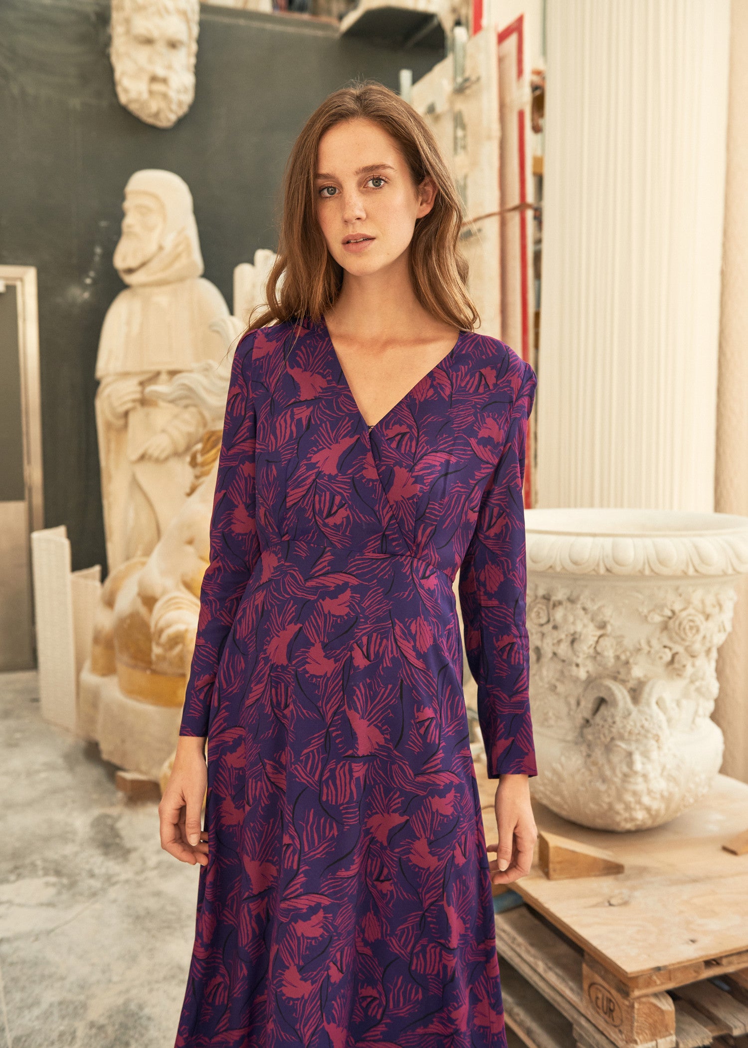 ROBE AUBERGINE RIBERIO | Karl Marc John